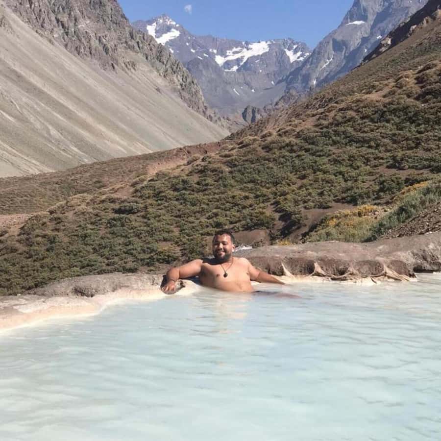 Santiago: Cajon del Maipo Termas Colina Trip - Weather, altitude, and physical effort