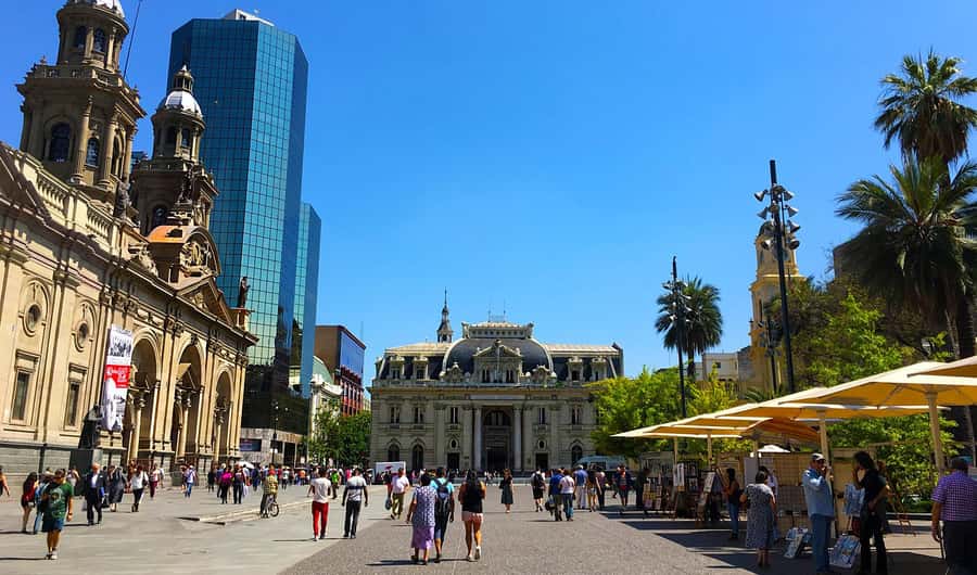 Santiago Half-Day Walking Tour with Hotel Pick up & Brunch - From Sanhattan to Bellavista
