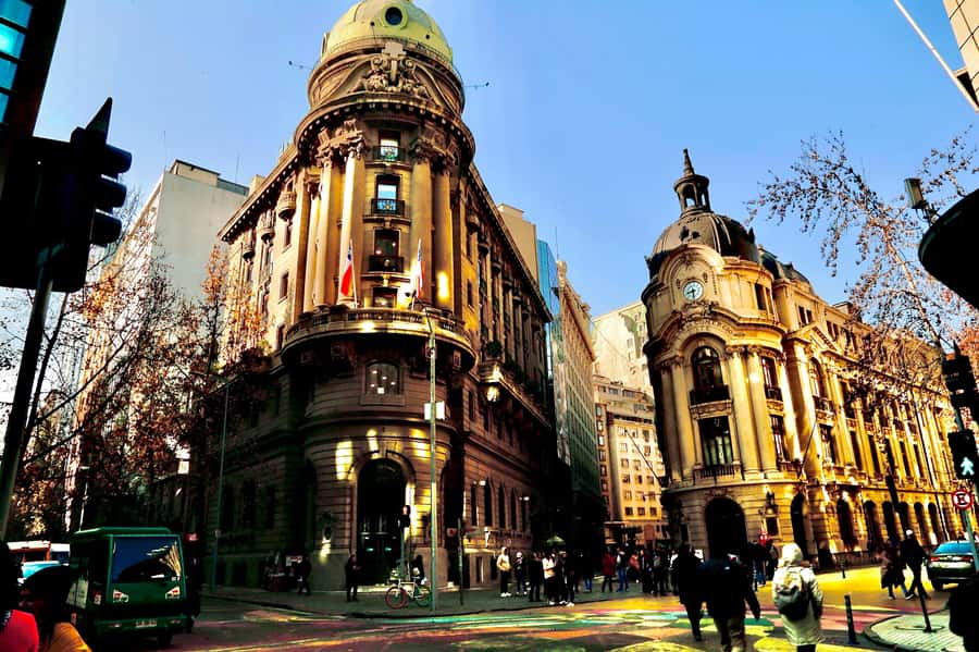 Santiago Half-Day Walking Tour with Hotel Pick up & Brunch - Pickup in Providencia, Las Condes, or Santiago