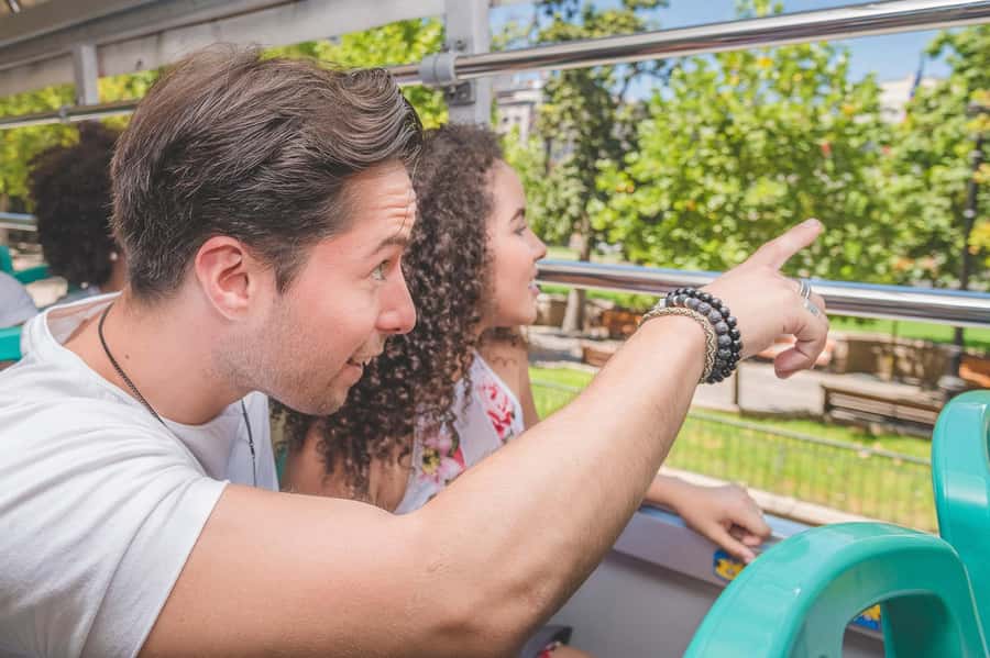 Santiago: Hop-on Hop-off Bus Day Ticket with Audio Guide - Key points to know before you board