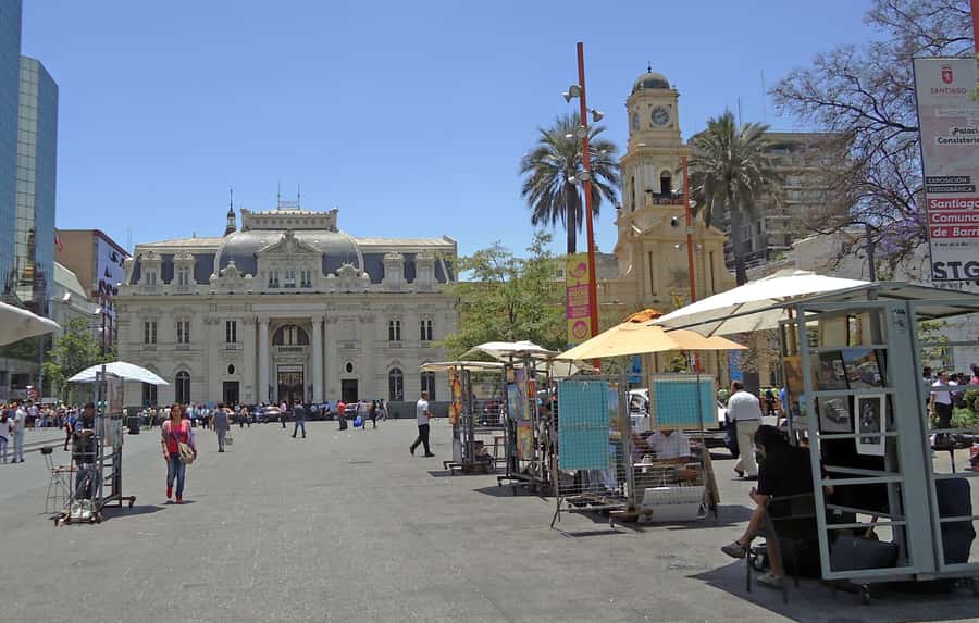 Santiago: The Essentials City Tour & Optional Concha y Toro - The eastern districts and modern Santiago