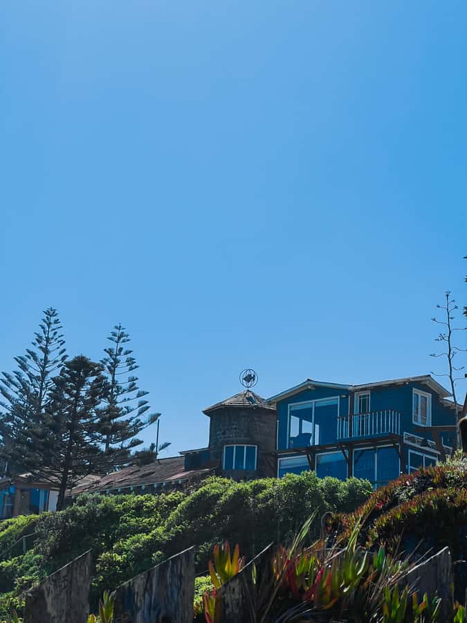 Santiago: Tour to Isla Negra, Algarrobo and Undurraga Wines - Algarrobo and the world’s largest swimming pool