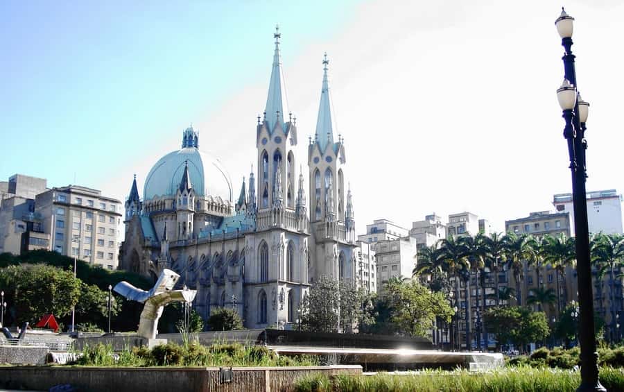 São Paulo: City Highlights Guided Tour - The guide and the pace