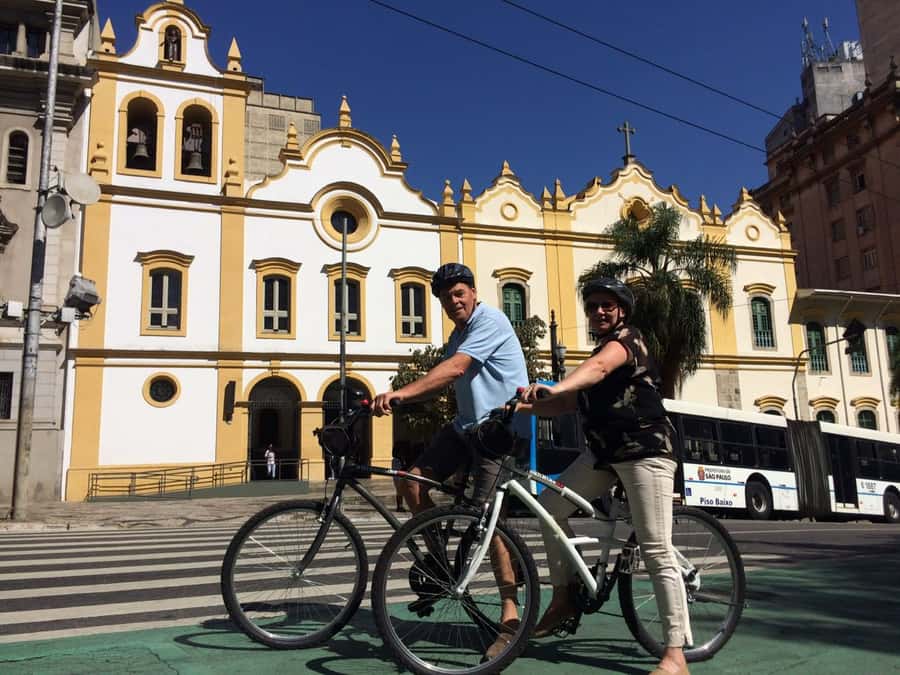 São Paulo: Downtown Historical Bike Tour - Price, group size, and overall value