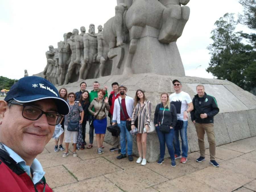 São Paulo: Main City Sights in 7 Hours – Shared Group Tour - Batman’s Alley brings color and change