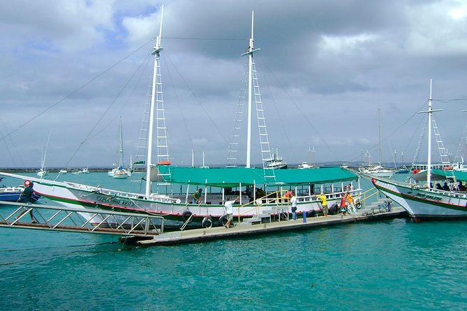 Schooner Trip Only Ilha dos Frades, Leaving Salvador-Bahia. - A Boat Ride With Changing Conditions