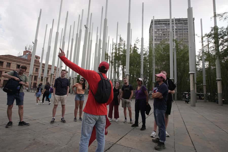 Shared Medellín Downtown Tour with Wireless Audio - Key points to know before you book