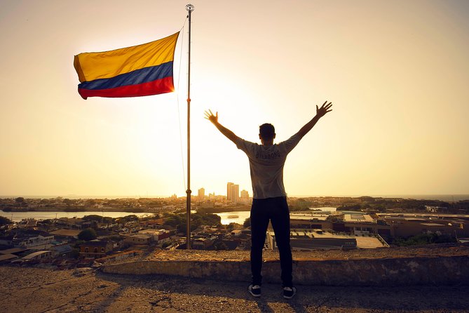 Shore Excursion PRIVATE City tour - Las Bóvedas and the art of shopping without losing time