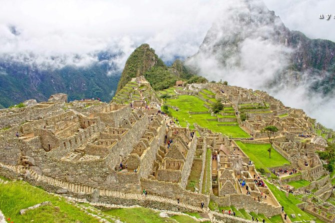 Small-Group Day Tour to Machu Picchu - The 5:15 am pickup and ride to Ollantaytambo