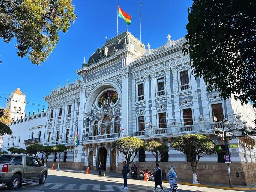 Sucre: Free Walking tour (History, culture and traditions) - Indigenous art and communities near Sucre