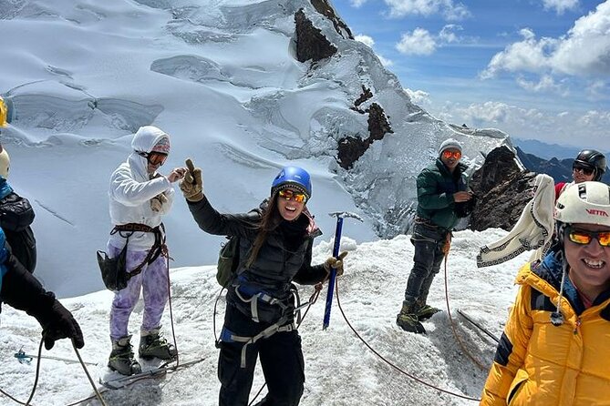 Tour Climbing Nevado Mateo | Your First 5,150 m Summit | 12 Hours - The glacier ascent to Nevado Mateo