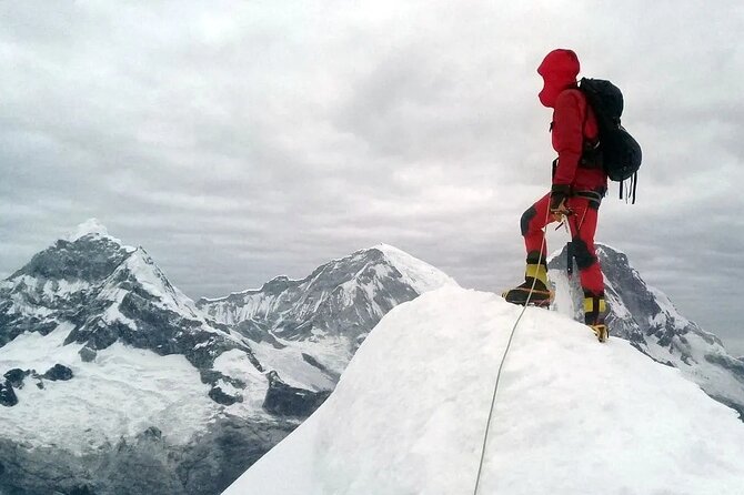 Tour Climbing Nevado Mateo | Your First 5,150 m Summit | 12 Hours - The summit views toward Contrahiervas and Cancora