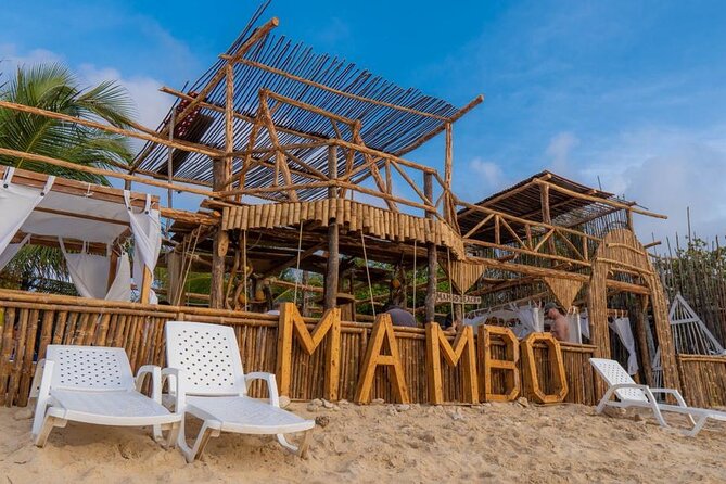 Tour of the Rosario Islands, Cartagena - Lunch and blue water at Mambo Beach