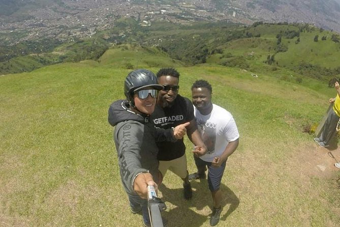 Tour Paragliding - The tandem setup and what you actually do