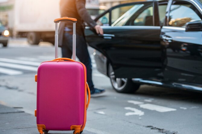 Transfer Buenos Aires International Airport (EZE) to Downtown Hotel - The ride into central Buenos Aires