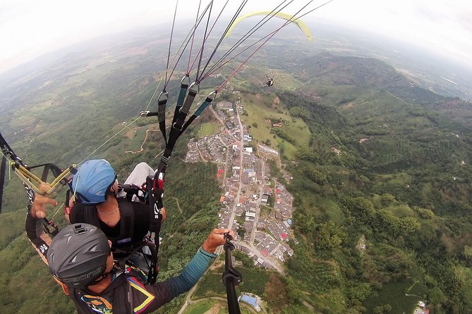 Unique experience flying paragliding - Why Buenavista is a fine place to fly