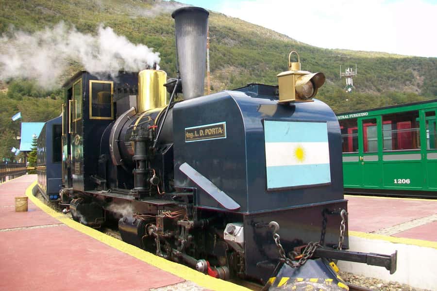 Ushuaia: End of the World Train Ride & Tierra del Fuego Park - What $140 plus the park fee really buys you