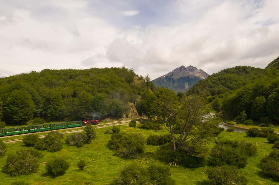 Ushuaia: National Park & Train of the End of the World Tour - Roca Lake, a Patagonian postcard