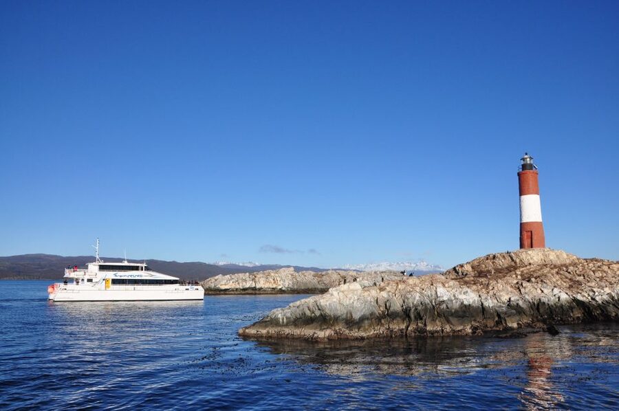 Ushuaia: Penguin Watching Tour by Catamaran - What to wear and what to bring