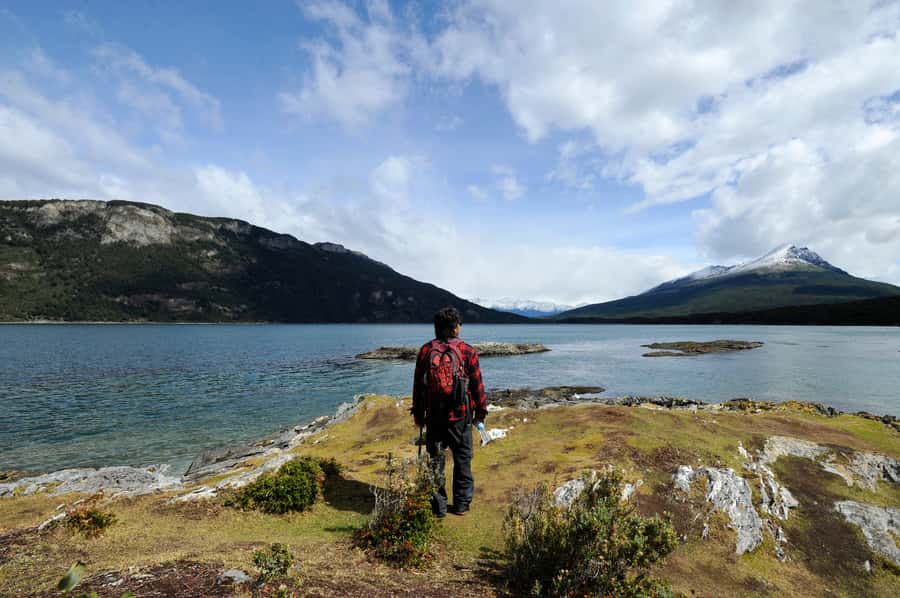 Ushuaia: Tierra del Fuego Trekking and Canoeing - Paddling from the Lapataia River to Lapataia Bay