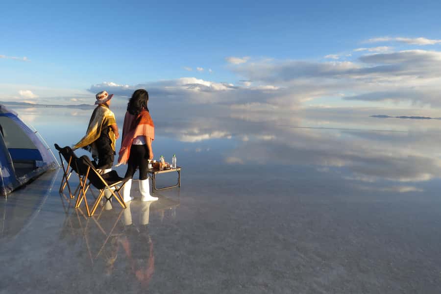 Uyuni tour express from La Paz by bus - Food, dinner, and extra costs